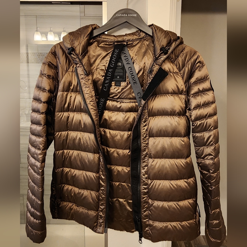 Canada Goose XS black label light weight down jacket perfect for fall/spring